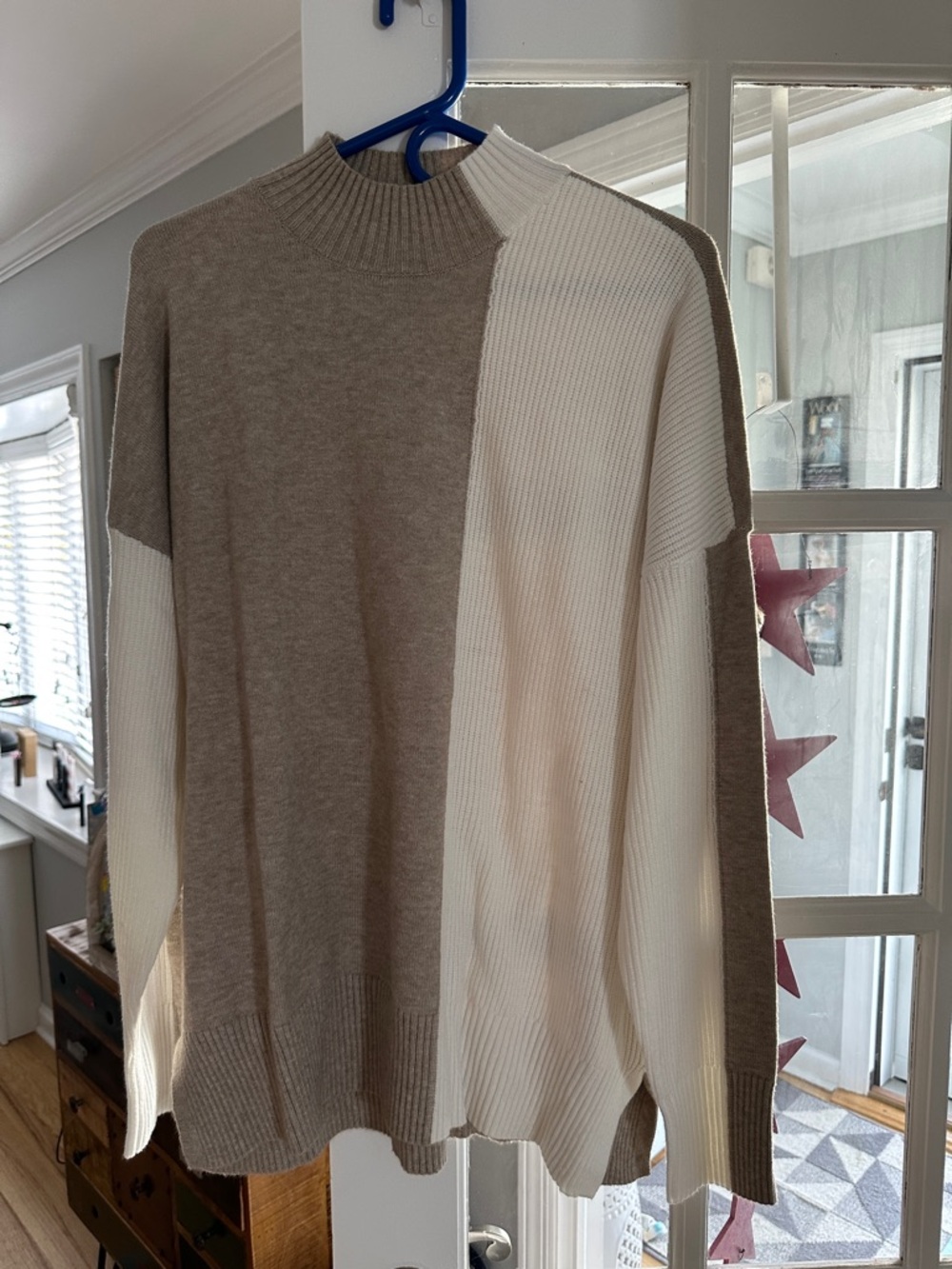 Neutral Two-Tone Mock Neck Sweater - Beige & Cream NWOT XL